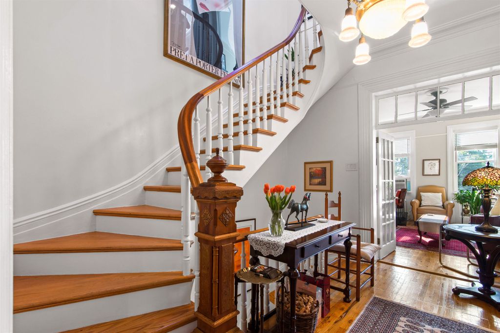 254.5 PALISADE AVE, Jc, Heights, NJ 07307