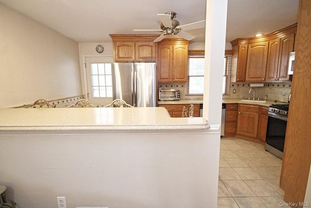 378 Gurley Avenue, Staten Island, NY 10308