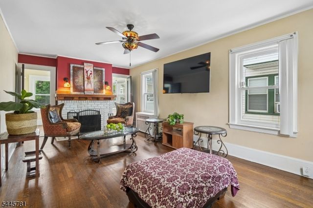 585 Ridge St, Newark City, NJ 07104