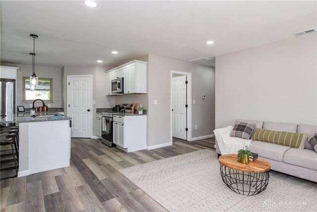 5146 Weddington Drive, Dayton, OH 45426