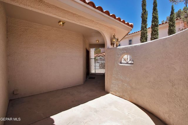 7217 Meriden Lane, El Paso, TX 79912