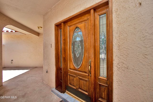 7217 Meriden Lane, El Paso, TX 79912