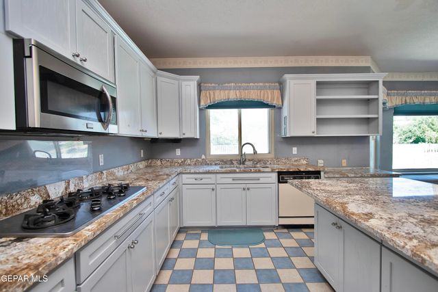 7217 Meriden Lane, El Paso, TX 79912