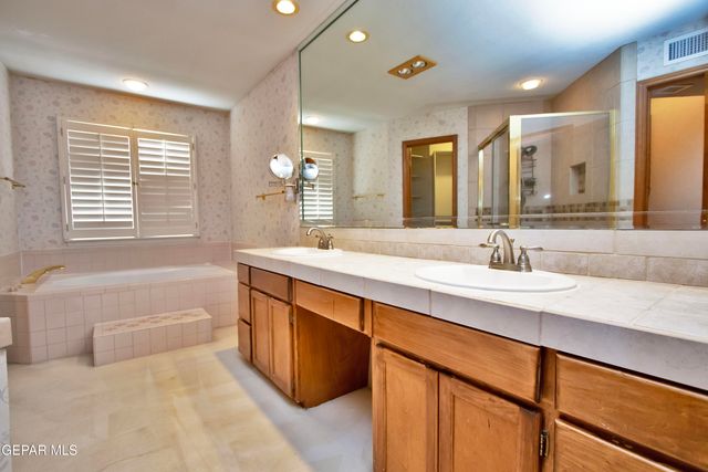7217 Meriden Lane, El Paso, TX 79912