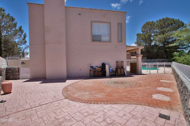 7217 Meriden Lane, El Paso, TX 79912