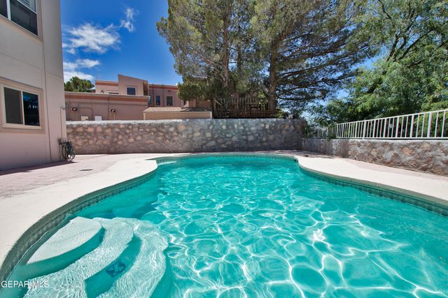 7217 Meriden Lane, El Paso, TX 79912