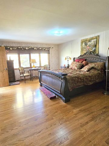 857 Bonnie Brae Lane, Bolingbrook, IL 60440