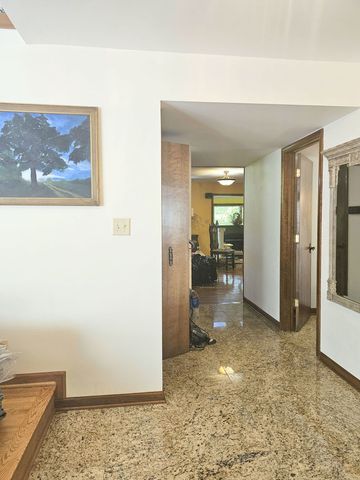 857 Bonnie Brae Lane, Bolingbrook, IL 60440
