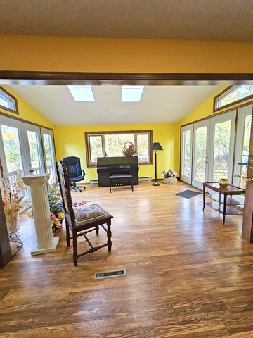857 Bonnie Brae Lane, Bolingbrook, IL 60440