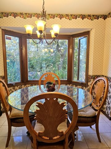 857 Bonnie Brae Lane, Bolingbrook, IL 60440