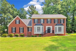 1448 Red Fox Run SW, Lilburn, GA 30047