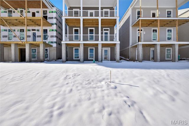 238 Marais Temps Clair Way, St Charles, MO 63301