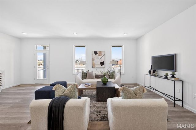 238 Marais Temps Clair Way, St Charles, MO 63301