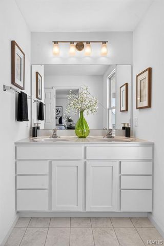 238 Marais Temps Clair Way, St Charles, MO 63301