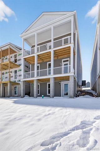 238 Marais Temps Clair Way, St Charles, MO 63301