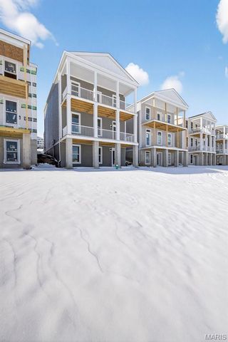 238 Marais Temps Clair Way, St Charles, MO 63301