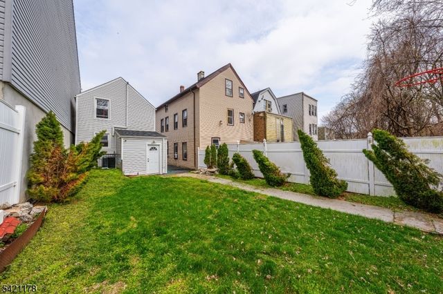 75 Winans Ave, Newark City, NJ 07108