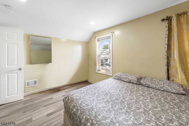 75 Winans Ave, Newark City, NJ 07108