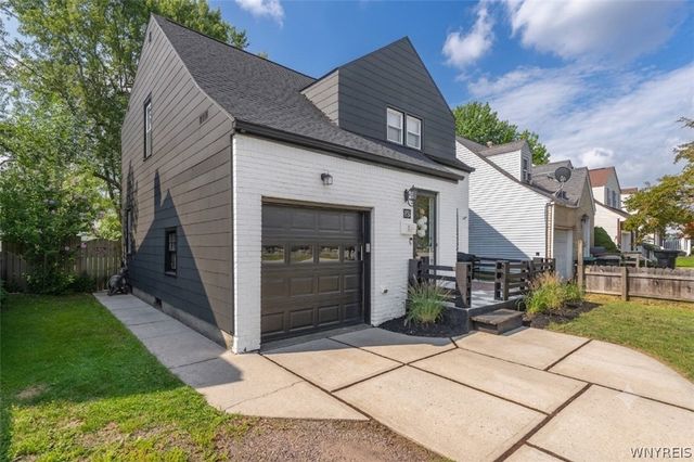 89 Brighton Road, Tonawanda, NY 14150