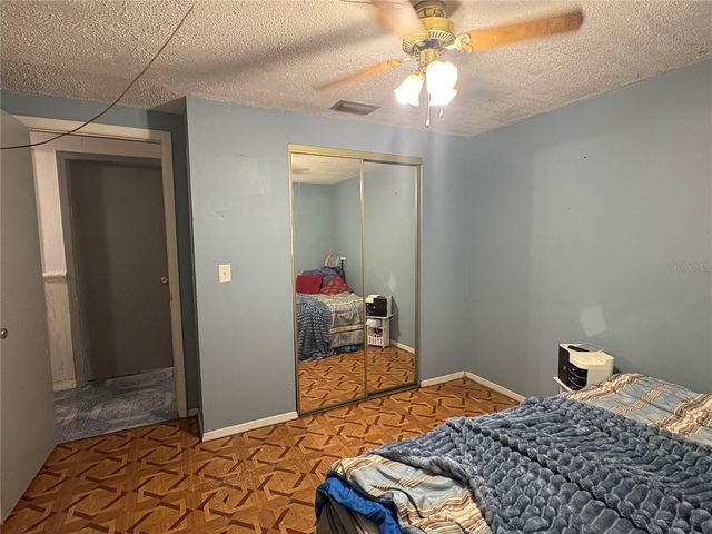 6513 RUNNINGWOODS DRIVE, Tampa, FL 33634