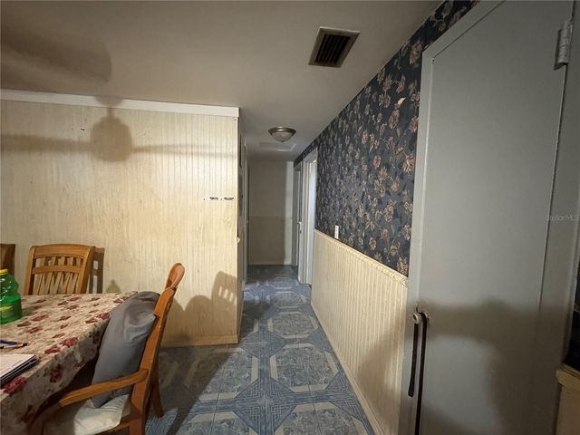 6513 RUNNINGWOODS DRIVE, Tampa, FL 33634