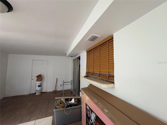 6513 RUNNINGWOODS DRIVE, Tampa, FL 33634