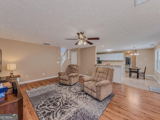 1205 Mystic Drive, Loganville, GA 30052