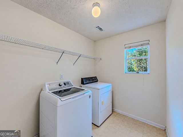 1205 Mystic Drive, Loganville, GA 30052