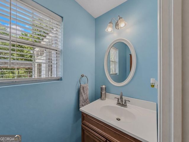 1205 Mystic Drive, Loganville, GA 30052
