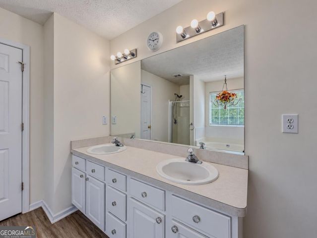 1205 Mystic Drive, Loganville, GA 30052