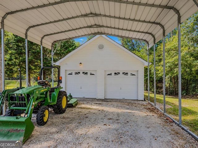 1205 Mystic Drive, Loganville, GA 30052