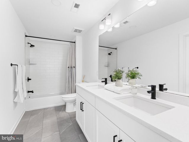 3201 RISEVIEW WALK, Philadelphia, PA 19125