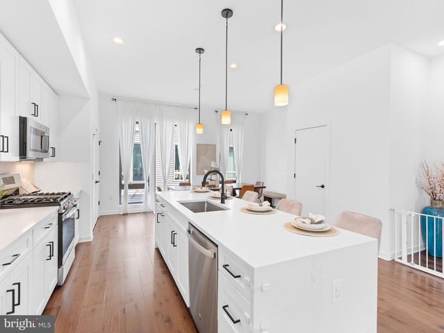 3201 RISEVIEW WALK, Philadelphia, PA 19125