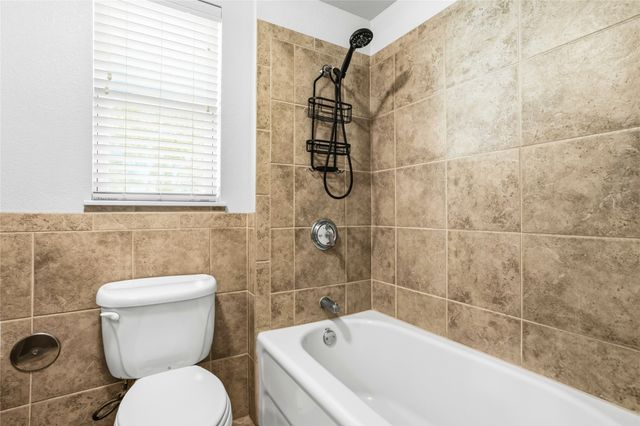 1617 W Oleander Street 225, Fort Worth, TX 76104
