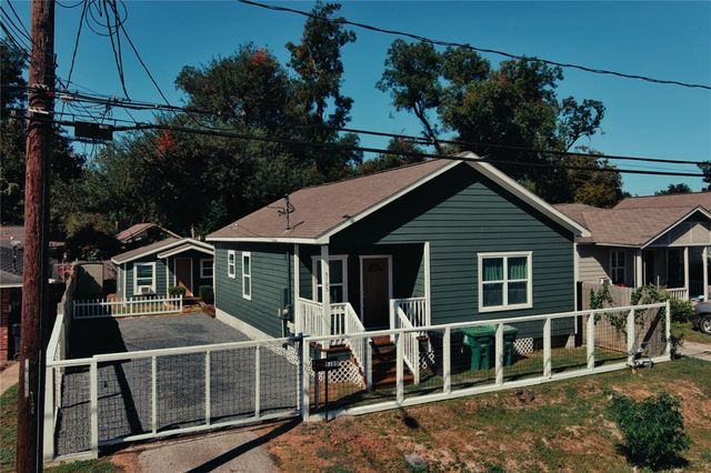 5105 Chapman Street, Houston, TX 77009