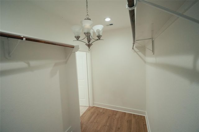 5105 Chapman Street, Houston, TX 77009