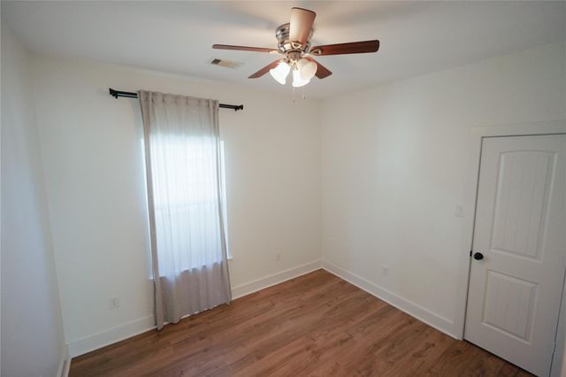 5105 Chapman Street, Houston, TX 77009