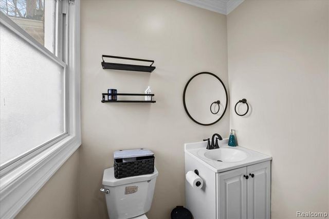 4323 Kensington Avenue, Detroit, MI 48224