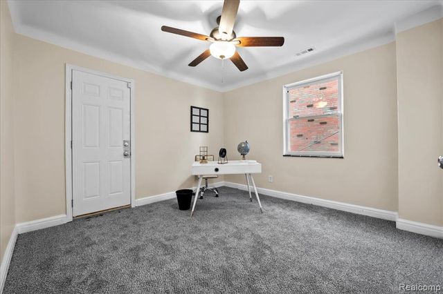 4323 Kensington Avenue, Detroit, MI 48224