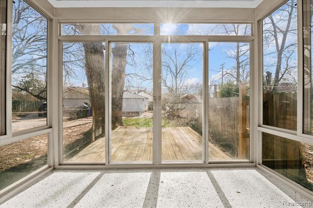 4323 Kensington Avenue, Detroit, MI 48224