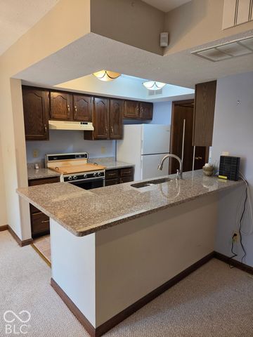 575 Conner Creek Drive, Fishers, IN 46038