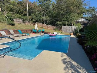 7710 Shadow Bend Drive SE, Huntsville, AL 35802
