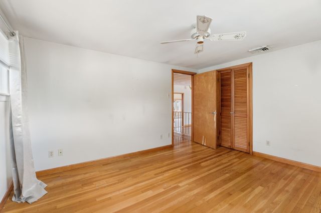 42 Marlboro Street, Worcester, MA 01604