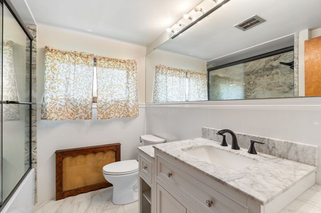 42 Marlboro Street, Worcester, MA 01604