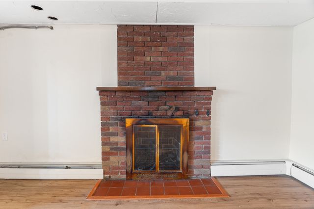 42 Marlboro Street, Worcester, MA 01604