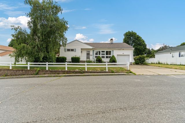 42 Marlboro Street, Worcester, MA 01604