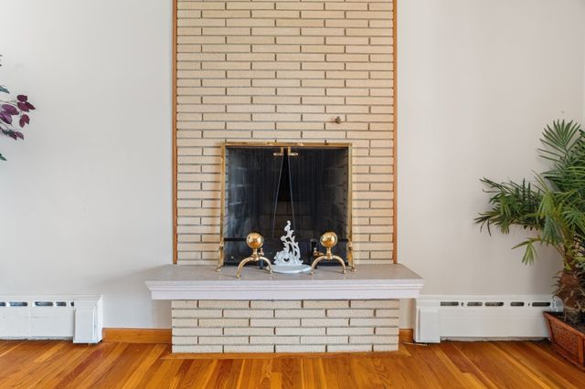 42 Marlboro Street, Worcester, MA 01604