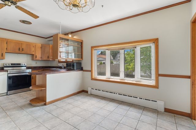42 Marlboro Street, Worcester, MA 01604