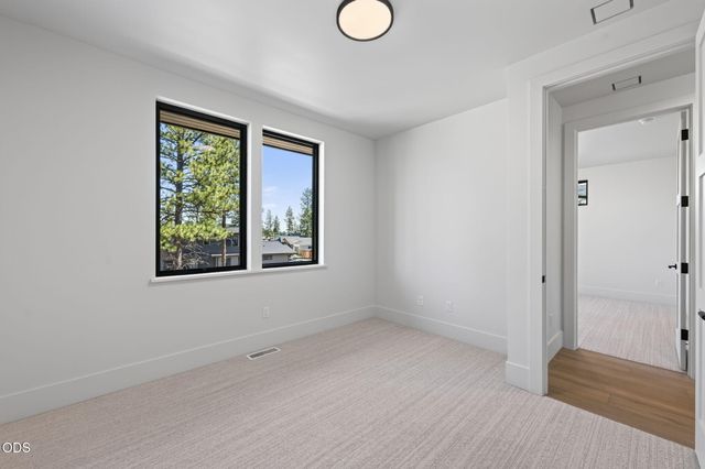 3437 NW Celilo Lane Lot 310, Bend, OR 97703