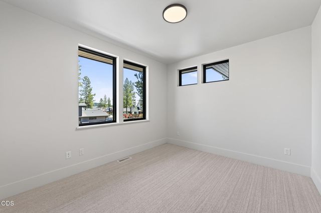 3437 NW Celilo Lane Lot 310, Bend, OR 97703